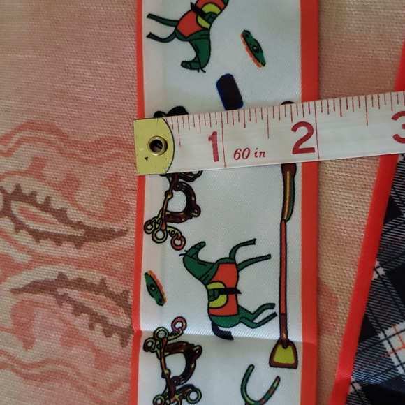 * Cowgirl Skinny Scarf Horse Equestrian English Saddle Horse Purse Ribbon Pony - Picture 7 of 8